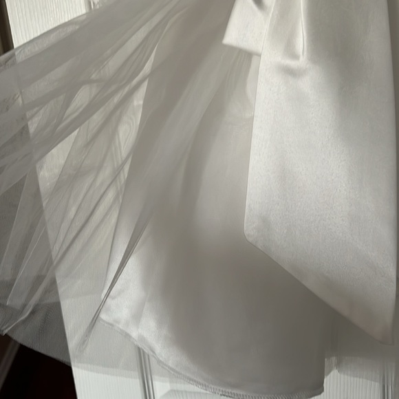 Dress - Picture 4 of 6